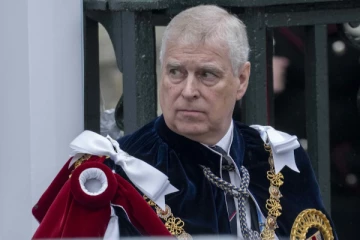 பாலியல் குற்றங்கள்; பட்டங்களை துறந்தார் பிரிட்டன் இளவரசர் ஆண்ட்ரூ