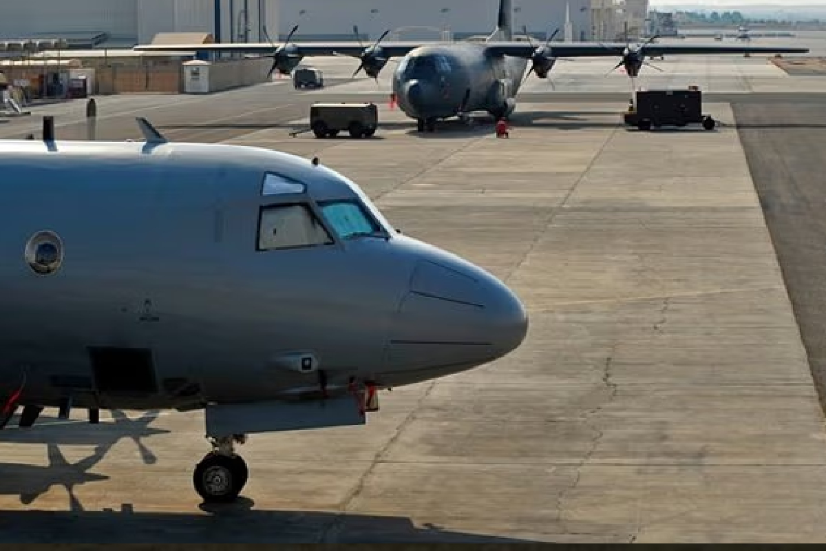 தொடரும் பதற்றம் - ஐக்கிய அரபு அமீரக விமானப்படைத் தளத்தின் மீது தாக்குதல் | Uae Airbase Iran Attack