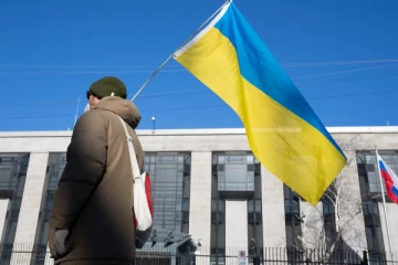 கனடாவில் ரஷ்யக் கொடியை பறக்கவிட கோரிக்கை வைத்த தூதரகம்: கனடாவின் பதில்