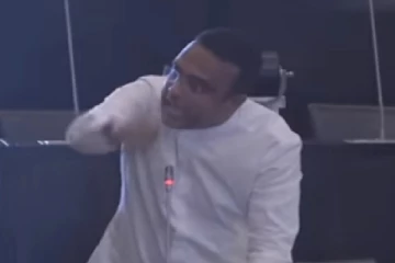 ஜோன்ஸ்டன் என்னை கெட்ட வார்த்தைகளால் திட்டினார் - காஞ்சன விஜேசேகர சட்டையைப் பிடித்து இழுத்தார்!  மனுஷ நாணயக்கார தகவல்