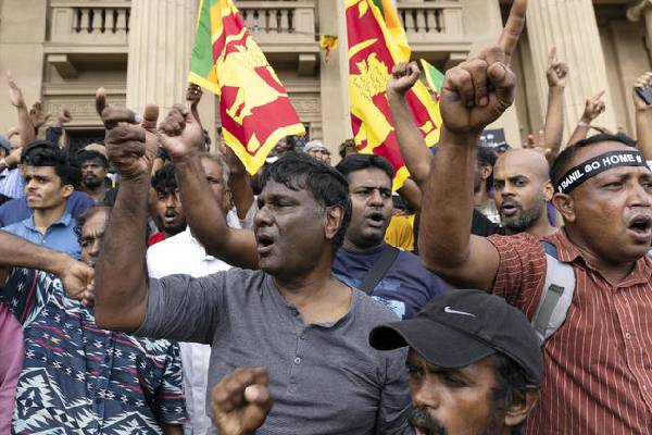 காலி முகத்திடல் தாக்குதல் தொடர்பில் சர்வதேச சமூகத்திடம் பேராயர் முன்வைத்த கோரிக்கை | Archbishop Request International Community Attack