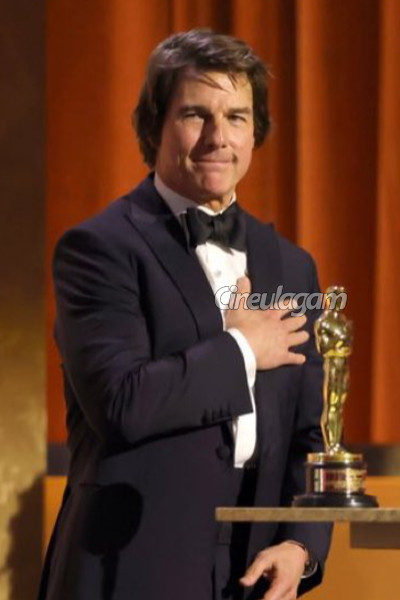 ஹாலிவுட் நடிகர் டாம் க்ரூஸுக்கு ஆஸ்கார்.. 62 வயதில் முதல் விருது! ரசிகர்கள் கொண்டாட்டம் | Tom Cruise Gets Honorary Oscar ஹாலிவுட் நடிகர் டாம் க்ரூஸுக்கு ஆஸ்கார்.. 62 வயதில் முதல் விருது! ரசிகர்கள் கொண்டாட்டம் | Tom Cruise Gets Honorary Oscar