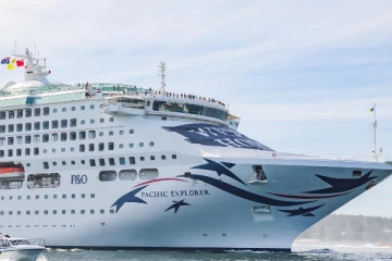 உல்லாசக் கப்பலில் சென்ற யுவதிக்கு நேர்ந்த நிலை!