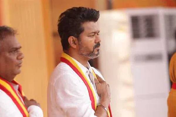 இரண்டாவது மாநில மாநாடு மதுரை மாநகரில்., திகதியை அறிவித்தார் விஜய் | Second General Conference Held In Madurai Vijay