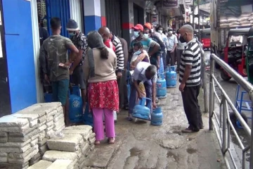 இலங்கையில் மீளவும் கோவிட் தொற்று தீவிரமடையும் ஆபத்து! - சுகாதார பிரிவினர் எச்சரிக்கை