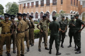 கொழும்பில் கோடிக்கணக்கான பணத்துடன் தப்பியோடிய ஜோதிடரின் மனைவி