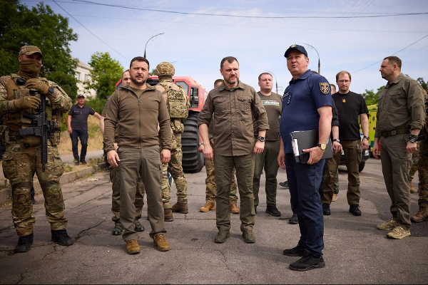 உக்ரைன் அதிபரை கொல்ல முயன்ற ரஷ்ய படை -வெளியானது காணொளி | Russian Army Tried To Kill Ukrainian President