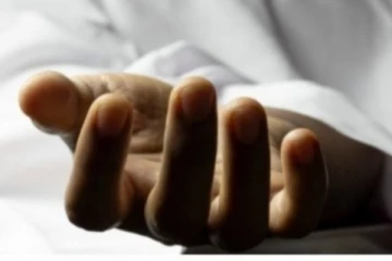 ගුවන්තොටුපොළේ දී මගියෙක් මිය යයි..