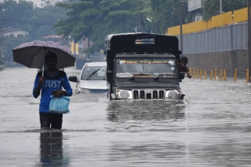 கொழும்பில் சட்டவிரோத குடியிருப்பாளர்களுக்கு ஆப்பு!