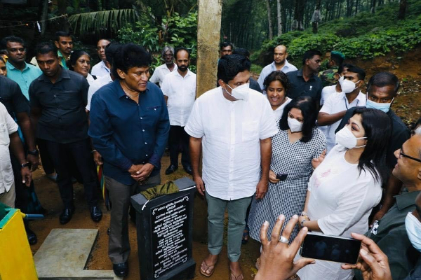 ராஜபக்சர்களால் சீரழிந்த எமது நாட்டை 5 வருடங்களுக்குள் கட்டியெழுப்புவோம்: சஜித் திடசங்கற்பம் (Photos) | Our Country Ravaged The Rajapaksas 5 Years Sajid