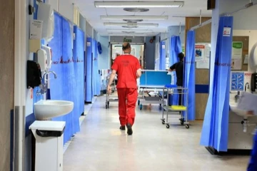 குரங்கு அம்மை நோய் பரவிய நாடுகளின் எண்ணிக்கை 18 ஆக உயர்வு