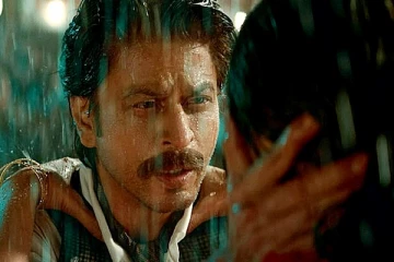 உலகம் முழுவதும் பல கோடி வசூல், ஆனா இங்க தலையில் துண்டு தான்