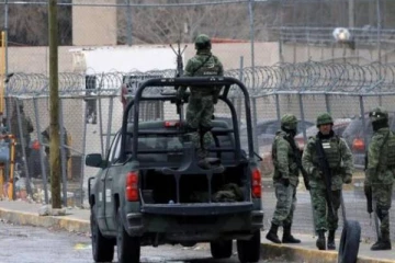 சிறைச்சாலையில் மர்ம நபர்கள் நடத்திய துப்பாக்கிச்சூடு: 19 பேர் உயிரிழப்பு