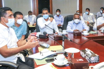 மத்திய மாகாண வீதி அபிவிருத்தி திட்டங்கள் குறித்த முன்னேற்ற மீளாய்வுக் கூட்டம்