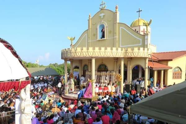 கச்சதீவுத் திருவிழாவில் குறைபாடுகள் : பாகுபாடு காட்டப்பட்டதாக இரு நாட்டு பக்தர்களும் குமுறல் | Poor Arrangements Of Kachchadivu Festival