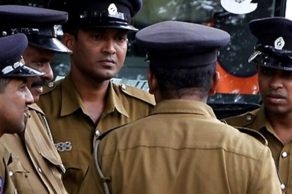 கசிப்பு குமார மற்றும் சாலயா எனும் இருவரை தேடும் பொலிஸார் | Two Men Who Abused A Mentally Retarded Girl