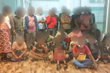 ඕස්ට්‍රේලියාවේ සිටි 41ක් ලංකාවට පිටුවහල් කරයි..නාවික හමුදාවෙන් දැනුම්දීමක්..