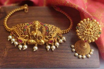 விடுமுறை நாளான இன்று அதிரடி உயர்வில் தங்கம் விலை - இல்லத்தரசிகள் கலக்கம்!