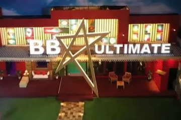 பிக் பாஸ் Ultimate நிகழ்ச்சியில் இருந்து முதல் ஆளாக வெளியேற்றபட்ட போட்டியாளர் ! அட இவரா..