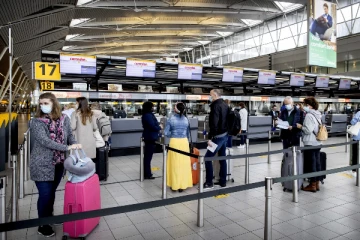 இவர்களுக்கு மட்டும் மீண்டும் ஐரோப்பாவிற்குள் நுழைய அனுமதி! ஐரோப்பிய ஆணையம் புதிய திட்டம்