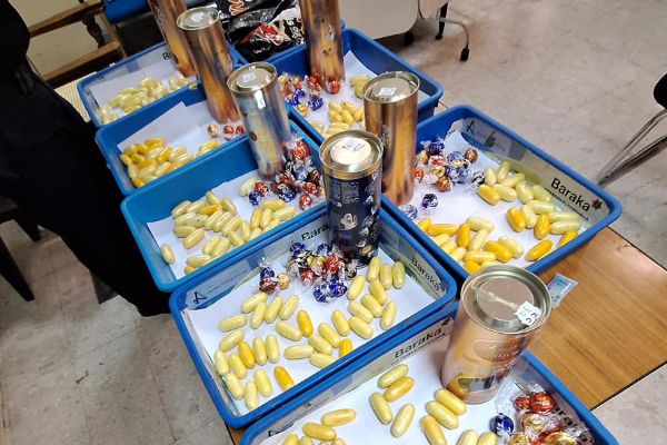 கொழும்பு விமான நிலையத்தில் வெளிநாட்டவரால் அதிர்ச்சி | Malaysian Arrested With 5Kg Cocaine In Colombo