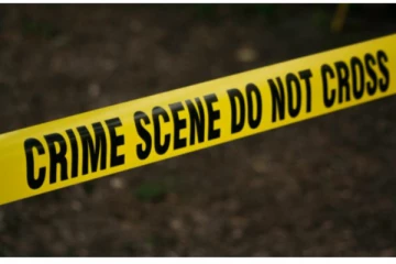 கோவில் திருவிழாவில் அரிவாள் வெட்டு - அதிர்ச்சி சம்பவம்