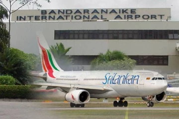 கட்டுநாயக்க விமான நிலையத்தில் இருவர் கைது