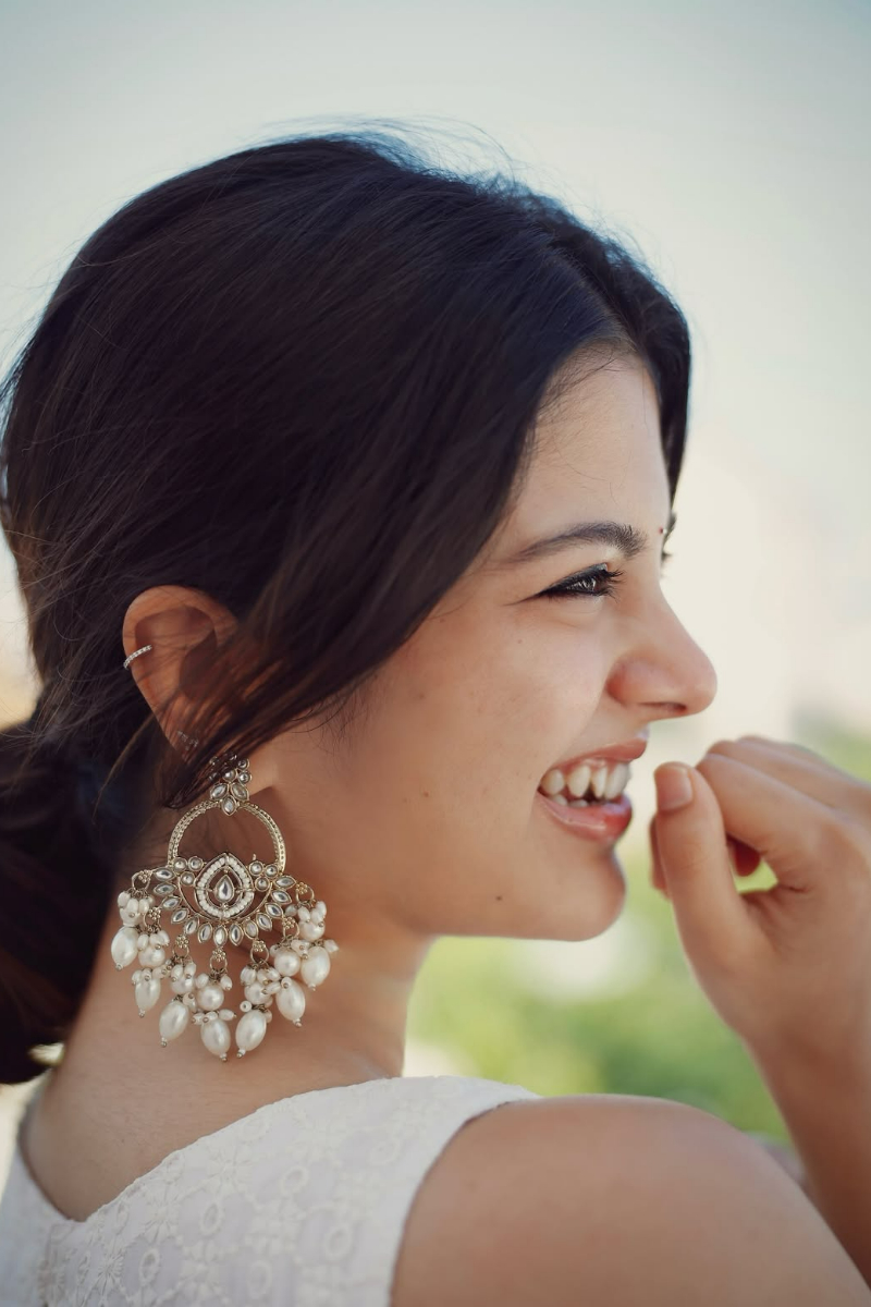 இளம் நடிகை சஞ்சனாவின் லேட்டஸ்ட் புகைப்படங்கள் | Actress Sanjana Krishnamoorthy Latest Photos