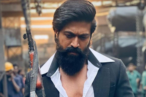 கே.ஜி.எப் 3 முடித்த கையோடு யாஷ் எடுத்துள்ள முடிவு இதுதான்.. என்ன தெரியுமா | Kgf Yash To Act In Bollywood Film