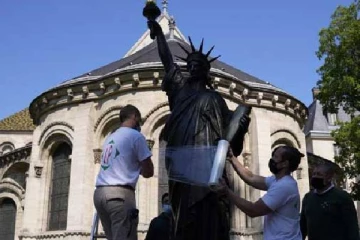 அமெரிக்காவுக்கு பிரான்ஸ் அளித்த பரிசு: என்ன தெரியுமா அது?