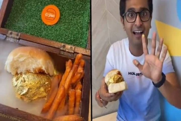 உலகிலேயே 22 காரட்டில் தயாரிக்கப்படும் தங்க வட பாவ்- விலை என்ன தெரியுமா? குவியும் வாடிக்கையாளர்கள்