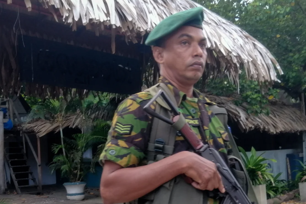 அருகம்பேயில் காட்டு விலங்குகளைக் கொன்றதாக 6 பேர் கைது | Stf Arugambay Arrested Six Killing Wild Animals அருகம்பேயில் காட்டு விலங்குகளைக் கொன்றதாக 6 பேர் கைது | Stf Arugambay Arrested Six Killing Wild Animals