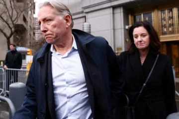 இலங்கையிலிருந்து நாடு திரும்பிய அமெரிக்க FBI உயரதிகாரி அதிரடி கைது!