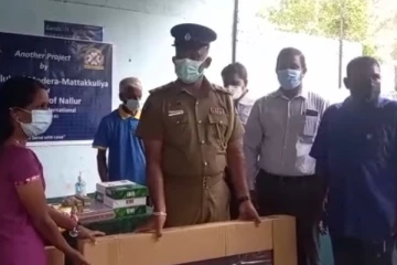 நல்லூர் நாற்சதுர சிறுவர் இல்ல வாழ் சிறுவர்களுக்கு அன்பளிப்பு பொருட்கள் வழங்கி வைப்பு