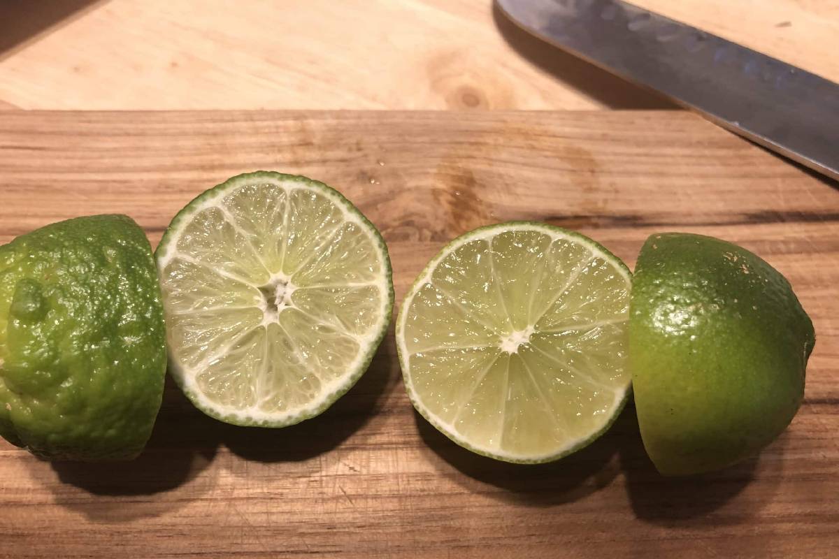 நீங்க வாங்கும் எலுமிச்சை பழத்தின் உள்ளே சாறே இல்லையா? இனி இப்படி பார்த்து வாங்குங்க! | How To Identify Juicy Lemon Easy Tips