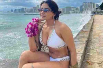 மீண்டும் கிளாமர் போட்டோ வெளியிட்டு ரசிகர்களை சூடேற்றும் சாக்ஷி அகர்வால்