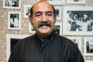 மகள்கள், பேரன், பேத்திகளுடன் பிறந்தநாளை கொண்டாடிய நடிகர் விஜயகுமார்- அழகிய புகைப்படங்கள்