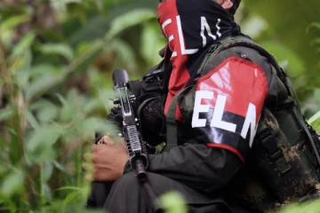 கொலம்பியாவில் கொரில்லா குழு நடத்திய தாக்குதலில் 39 பேர் உயிரிழப்பு