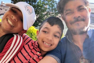 ஆற்றில் விழுந்த மகனைக் காப்பாற்றுவதற்காக தண்ணீரில் குதித்த இலங்கையருக்கு நேர்ந்த பரிதாபம்