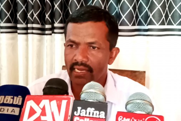 பதவி மோகத்தால் மக்களை கூறுபோடுகின்றனர் - தவராசா கலையரசன் குற்றச்சாட்டு - ஐபிசி தமிழ்