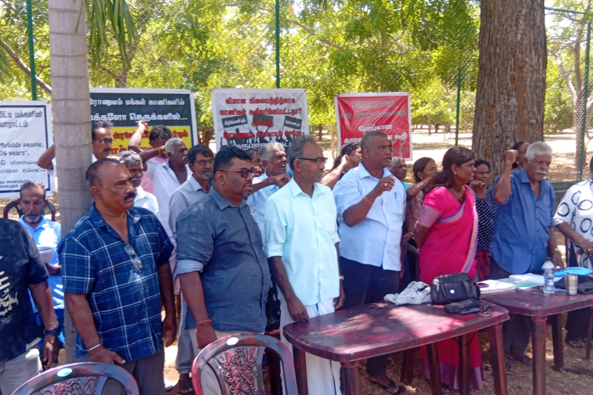 அரசுக்கு ஒத்தூதும் அதிகாரிகளின் சூழ்ச்சி! வலிவடக்கு மீள் குடியேற்ற அபிவிருத்திக்குழு எச்சரிக்கை | Intrigue Of Officials Agree With Government