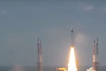 ඉන්දියාවෙන් සදට තවත් යානාවක්..