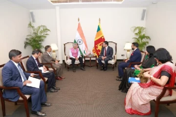 நள்ளிரவு வரை ஏழு அமைச்சர்களுடன் பேச்சு நடத்திய இந்திய வெளிவிவகார அமைச்சர்