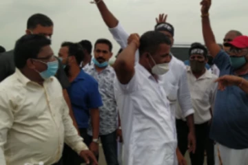 பேரணியில் கலகமடக்கும் பொலிஸார் குவிப்பு! வலுவடையும் போராட்டம்