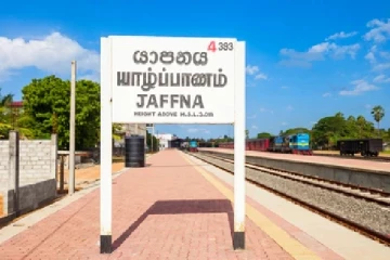 எரிபொருள் விநியோகத்தில் யாழ்.மாவட்ட செயலக அதிகாரியின் மோசடி