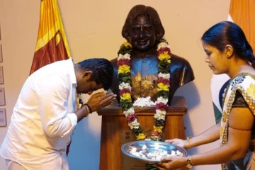 யாழில் அப்துல் கலாம் உருவச்சிலைக்கு இந்திய அமைச்சர் குழுவால் மரியாதை செலுத்தப்பட்டது