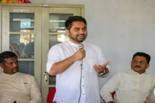 முஸ்லிம் கட்சிகள் நமக்குத் தேவையா என்பதை சமூகம் மீள் பரிசீலனை செய்ய வேண்டும்! இம்ரான் மகரூப்