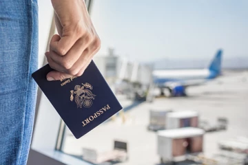 நடுவானில் பயணிக்கும்போது கடவுச்சீட்டு(Passport) தொலைந்து விட்டால் என்ன செய்வது?