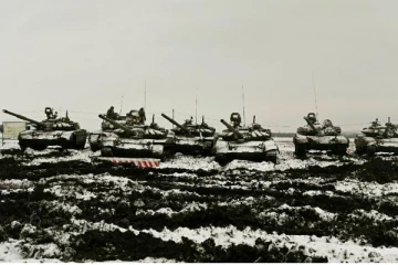 உக்ரைனுக்கு அருகில் தயாராக நிற்கும் ரஷ்ய படைகள்: வெளியான செயற்கைக்கோள் புகைப்படங்கள்