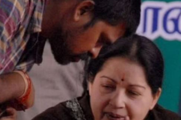 கொடநாடு கொலை, கொள்ளை வழக்கு : ஜெயலலிதா உதவியாளரிடம் விசாரணை - தமிழ்நாடு